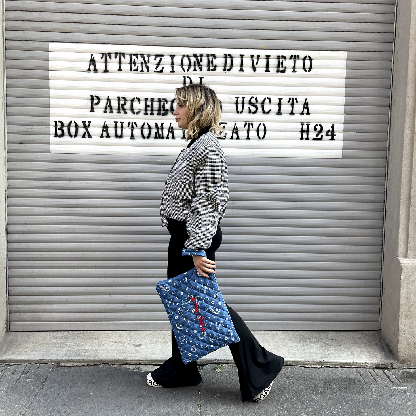 Pochette Matelassé "Je m'en fiche" Bandana Blu Jeans