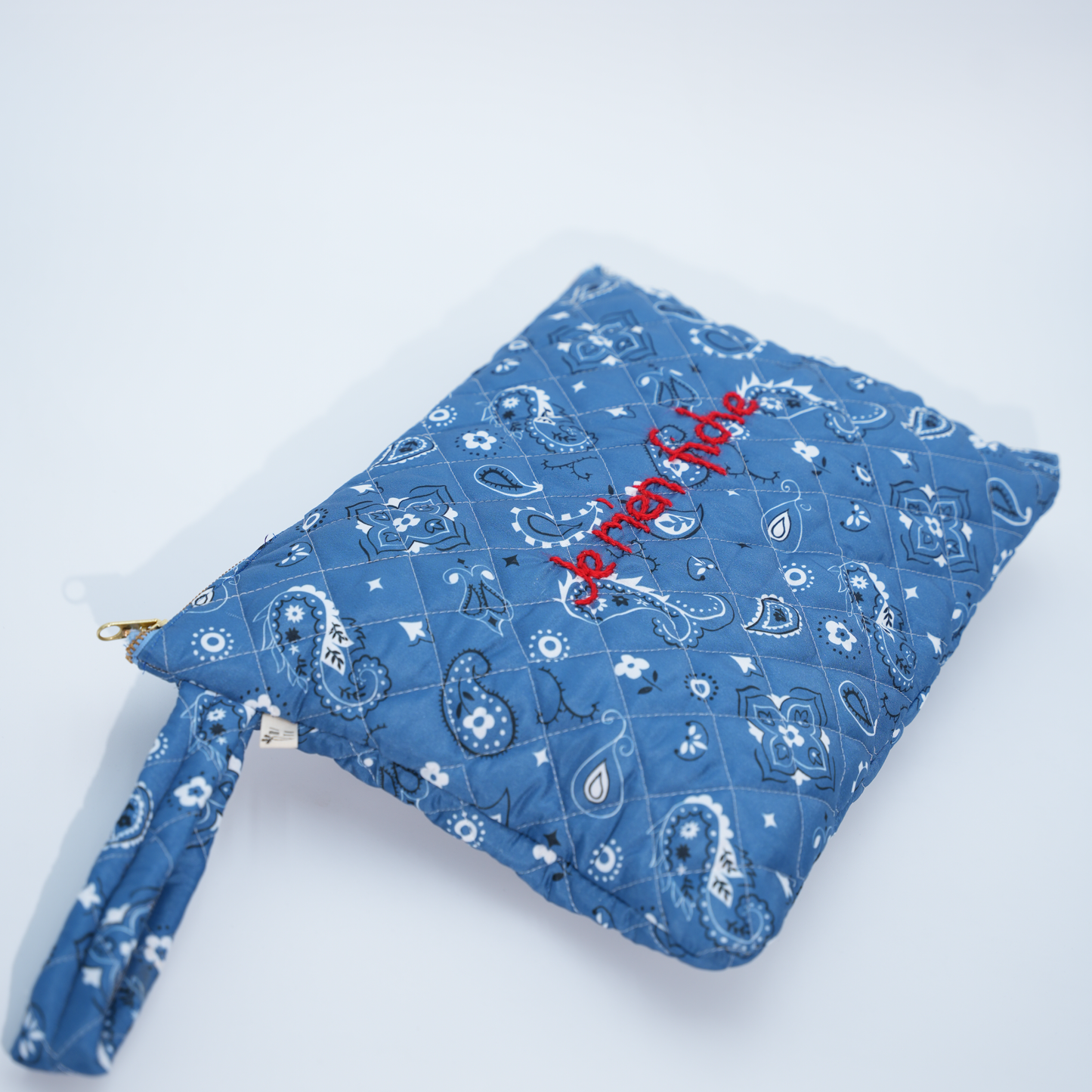 Pochette Matelassé "Je m'en fiche" Bandana Blu Jeans