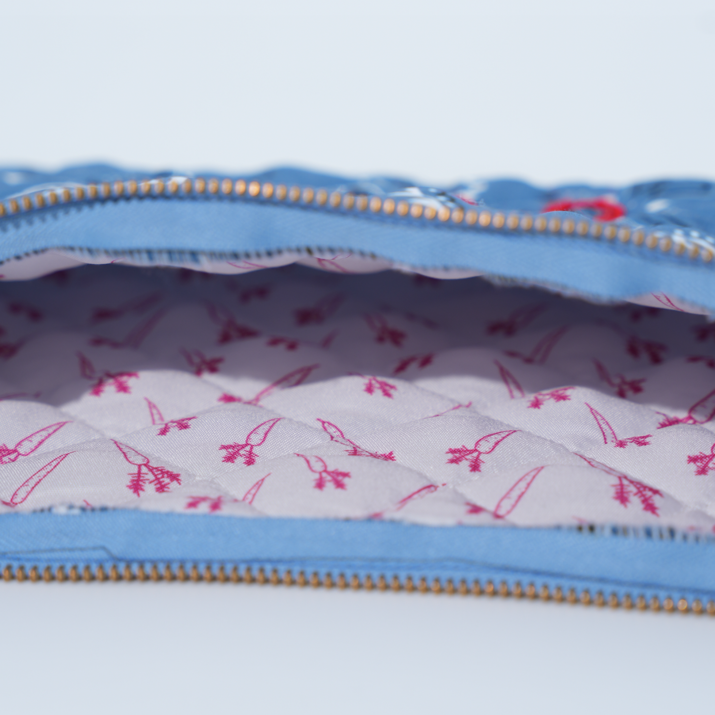 Pochette Matelassè "Oggi no" Bandana Blu Jeans