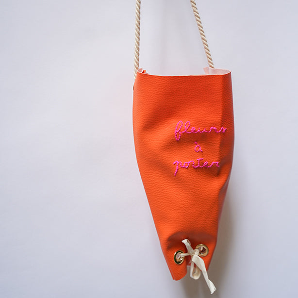 Rita_Ricami_Borsa_Porta_Fiori_Arancione_Ricamo_Rosa2