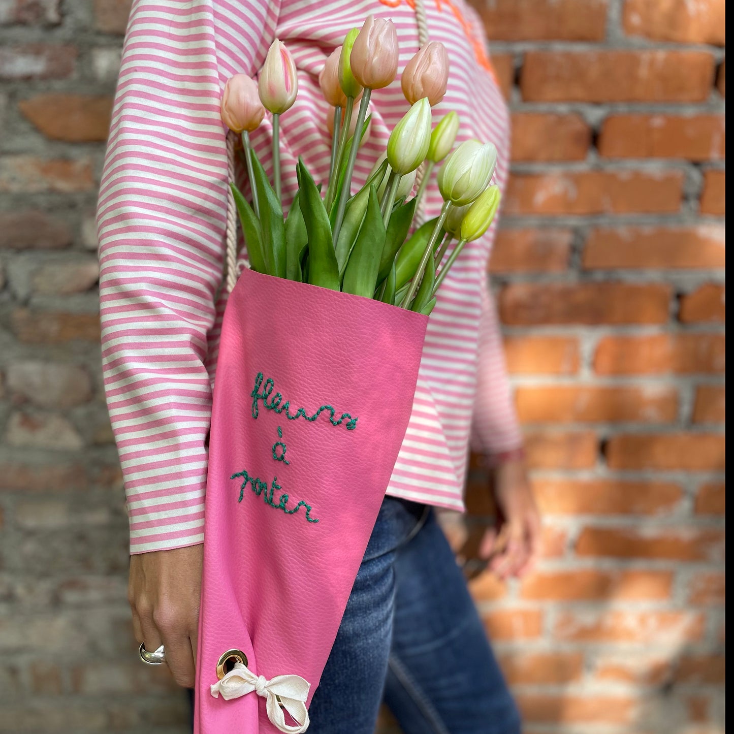 Rita_Ricami_Borsa_Porta_Fiori_Rosa_Ricamo_Verde4