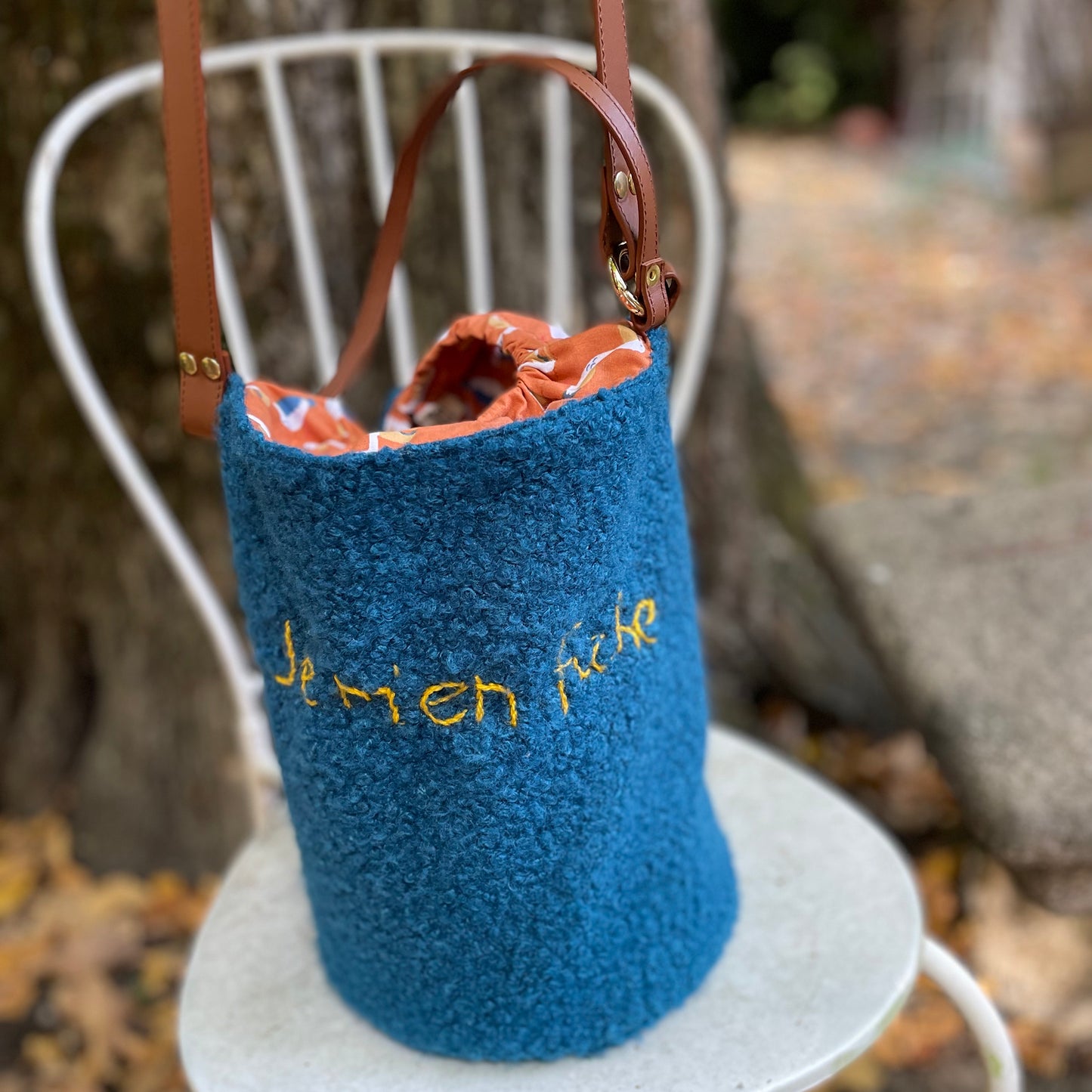 Rita_Ricami_Borsa_Secchiello_Oggi_No_Boucle_Plain_Blu_RicamoGiallo6