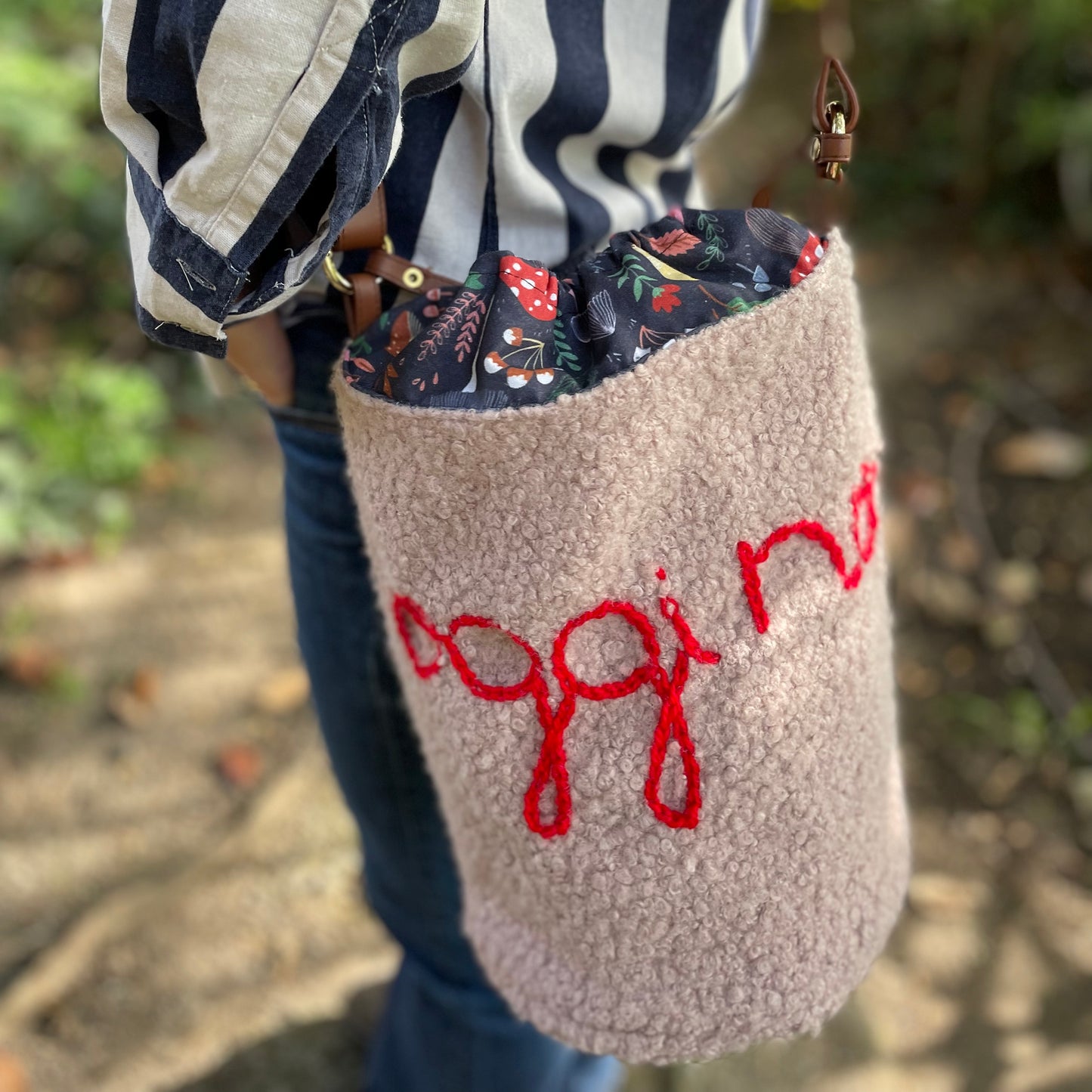 Rita_Ricami_Borsa_Secchiello_Oggi_No_Boucle_Plain_Rosa_RicamoRosso8