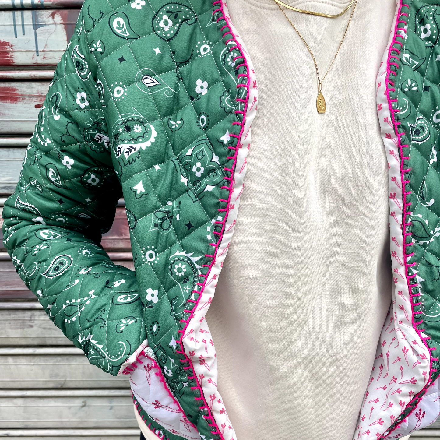 Giacca Matelassè Bandana Verde con Ricamo Fucsia