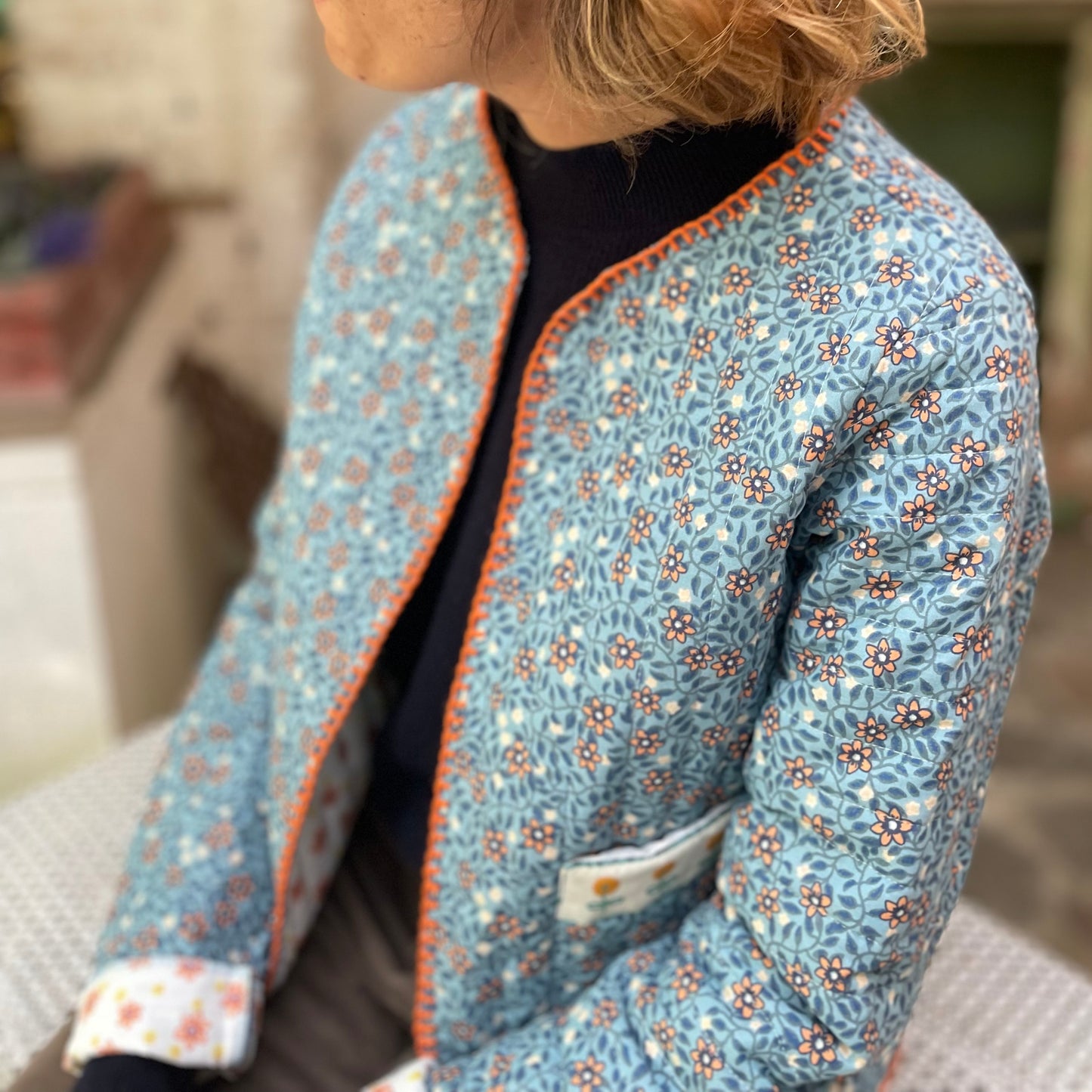 Rita_Ricami_Giacca_Matelasse_Pattern_AzzurroFiori_PannaFiori4