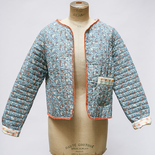 Rita_Ricami_Giacca_Matelasse_Pattern_AzzurroFiori_PannaFiori5