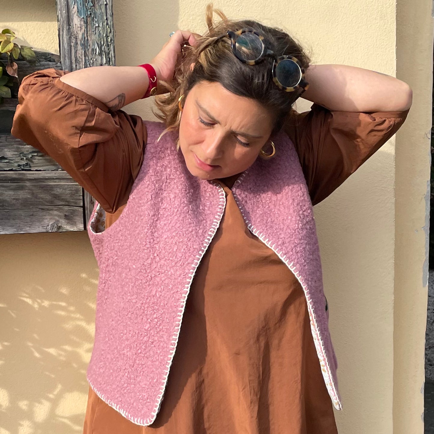 Rita_Ricami_Gilet_Boucle_Pattern_Rosa_Fiori10