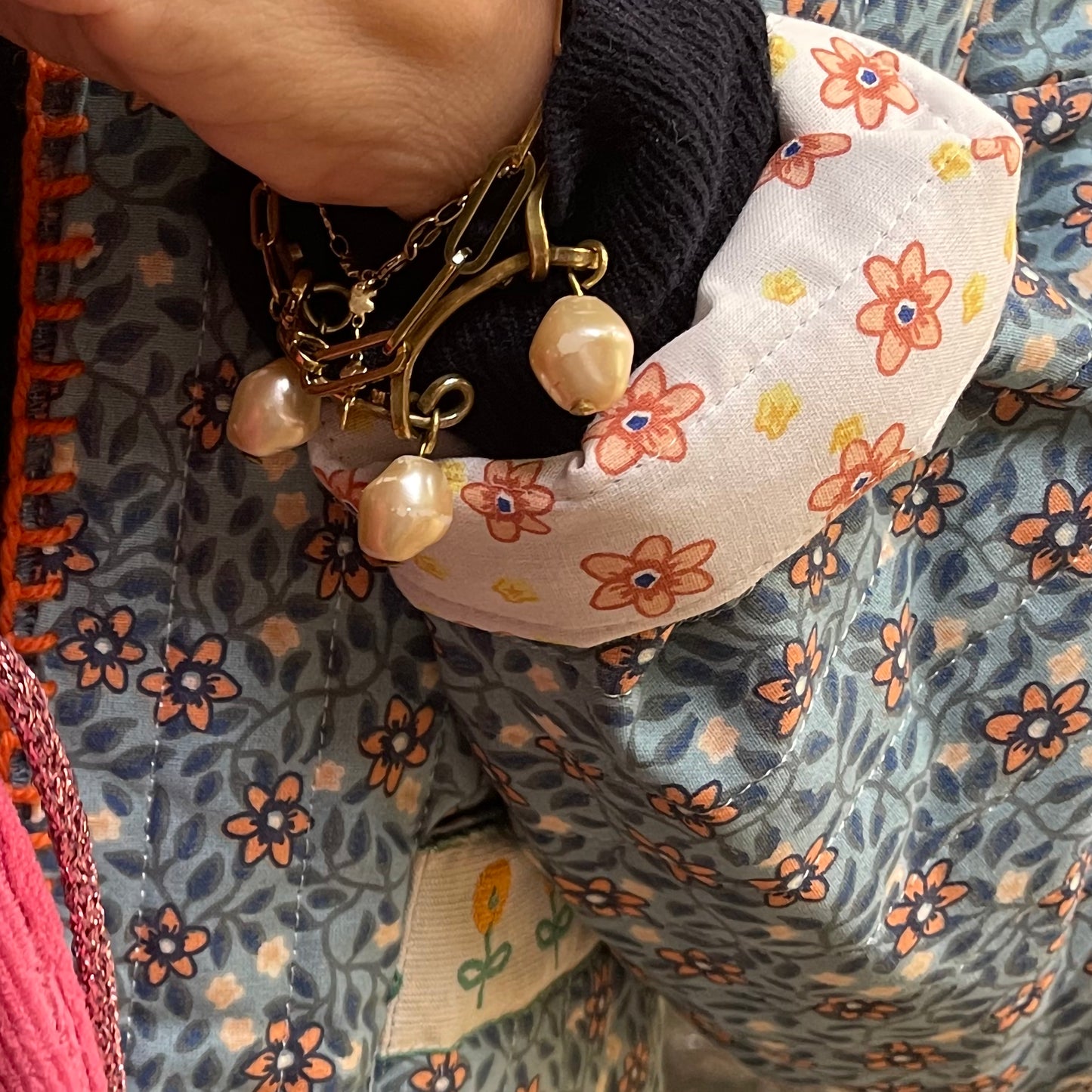 Rita_Ricami_Gilet_Matelasse_Pattern_AzzurroFiori_PannaFiori2