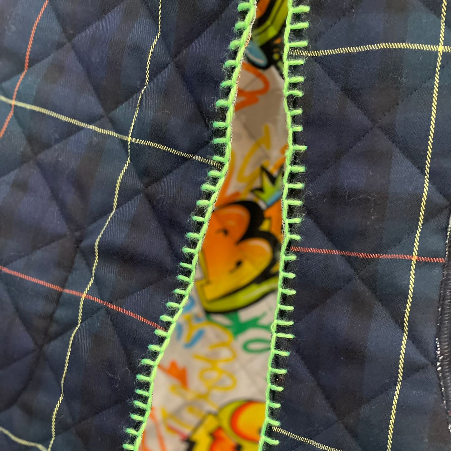 Gilet Matelassè Double Face Tartan Blu Scuro/Graffiti
