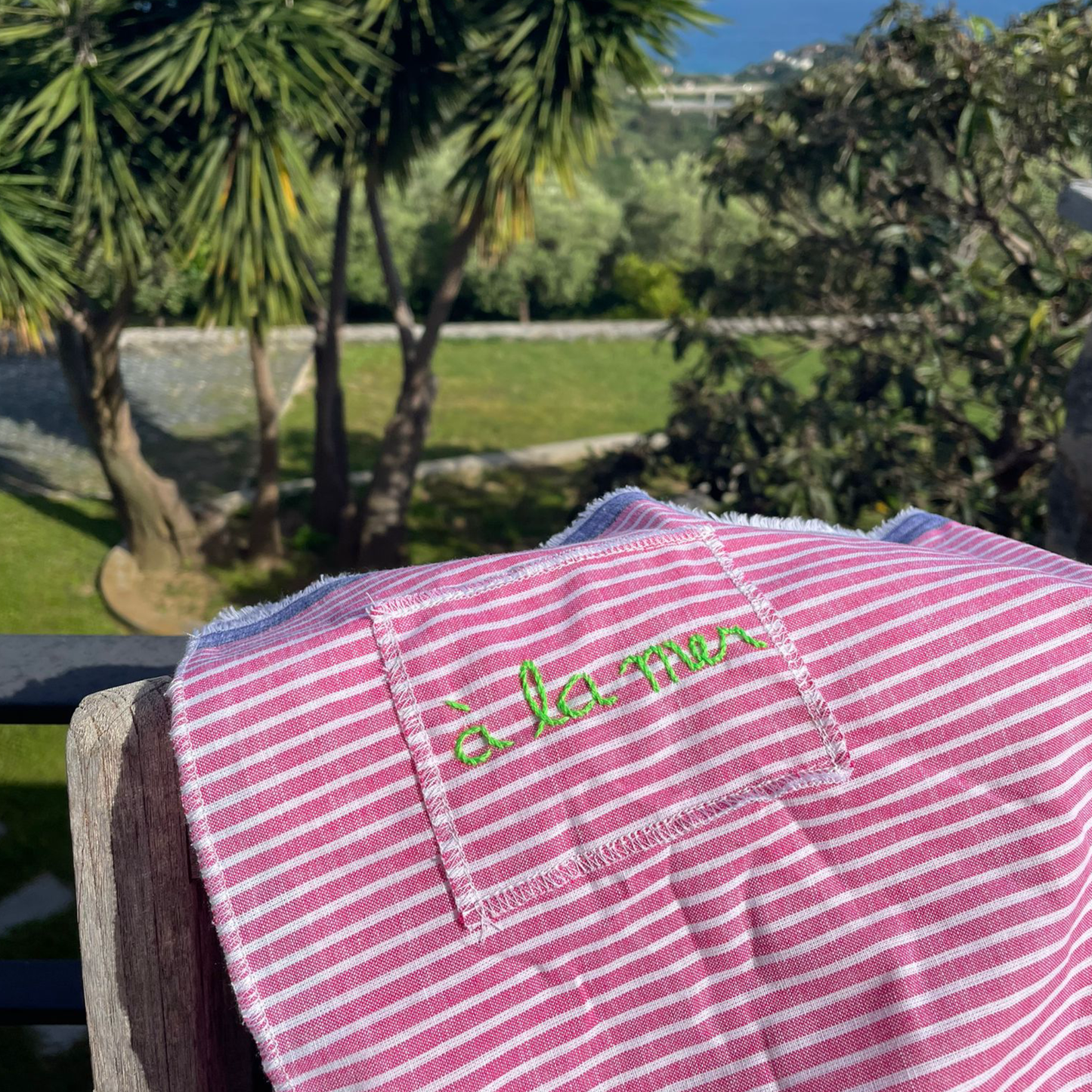 Pareo a Righe Rosa Fragola&Bianche Ricamato "À la mer"
