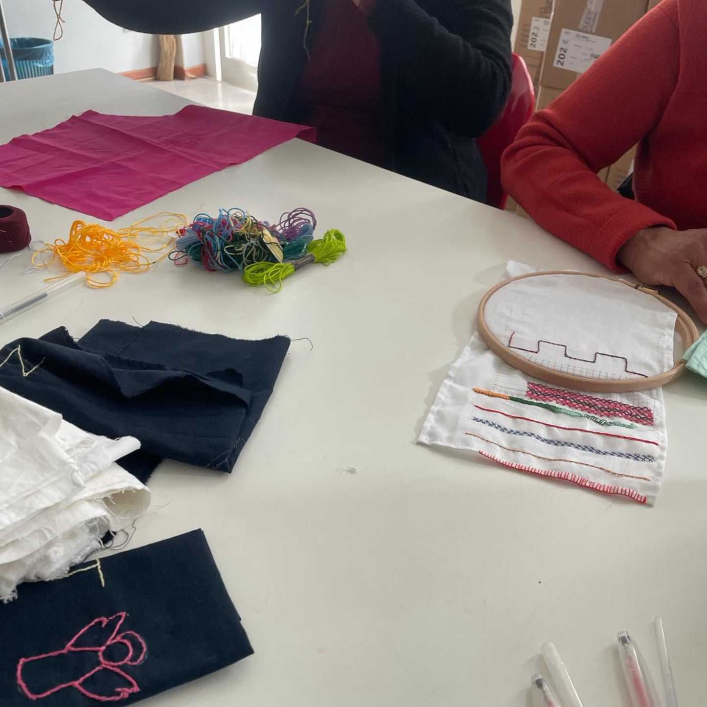 Corso - T-Shirt Ricamo Punto Indietro