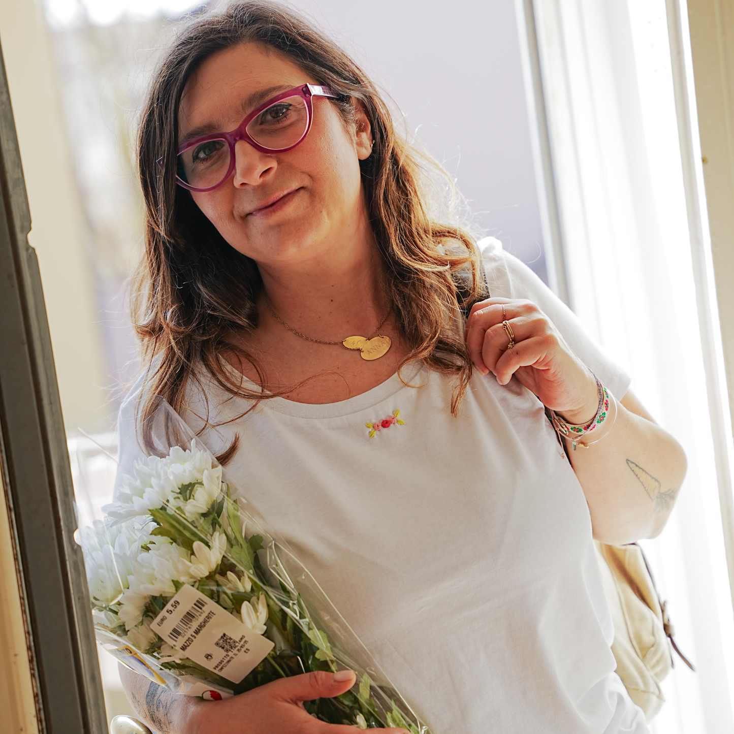 T-Shirt Ricamo Fiori