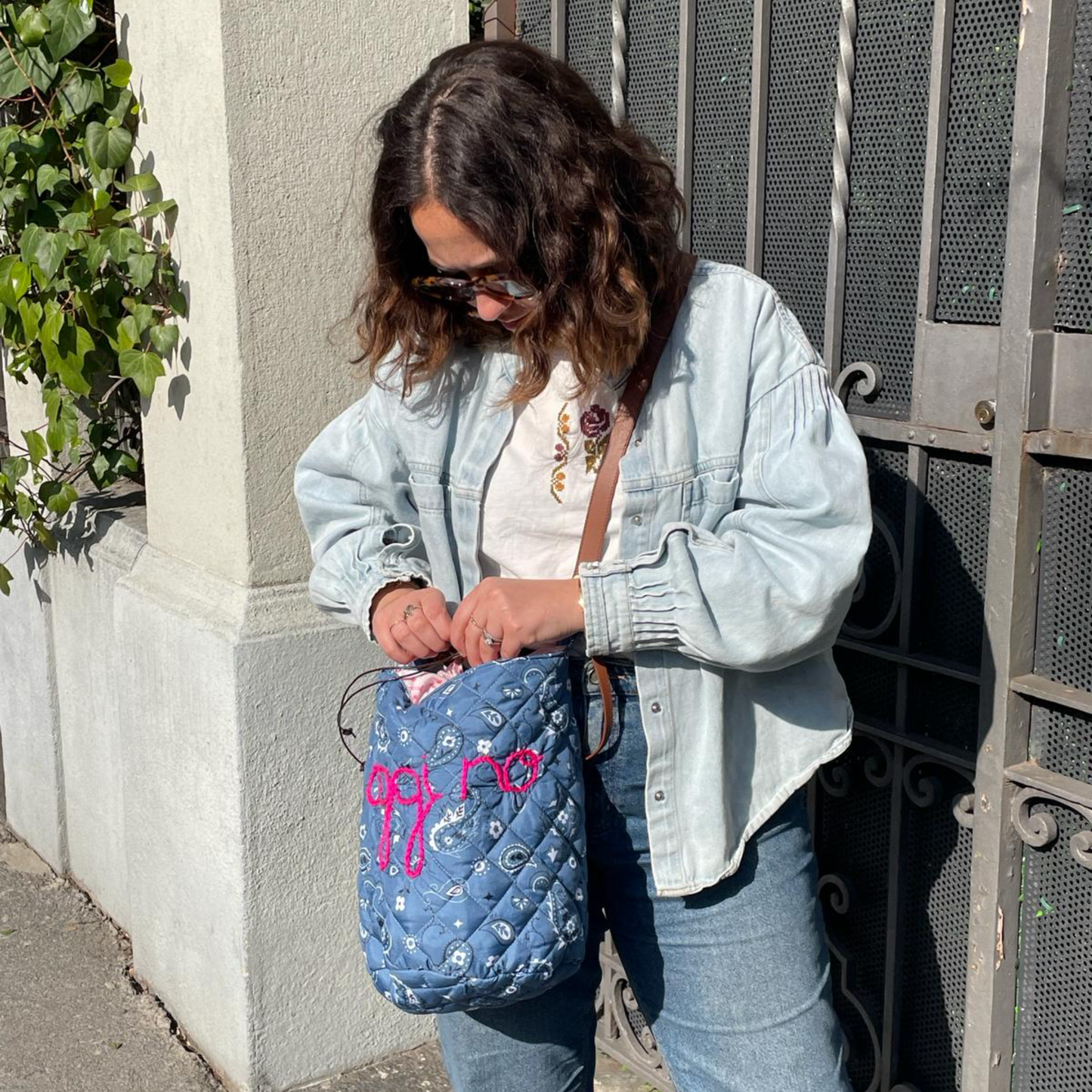 Borsa Secchiello Matelassé "Oggi no" Bandana Blu Jeans