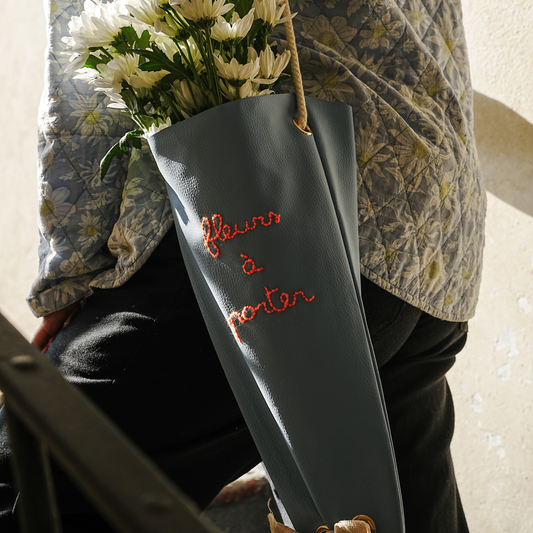Borsa Porta Fiori "Ecopelle Azzurra"